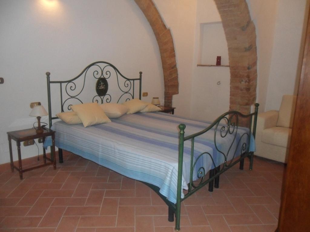 La Civetta Apartman Torrita di Siena Szoba fotó